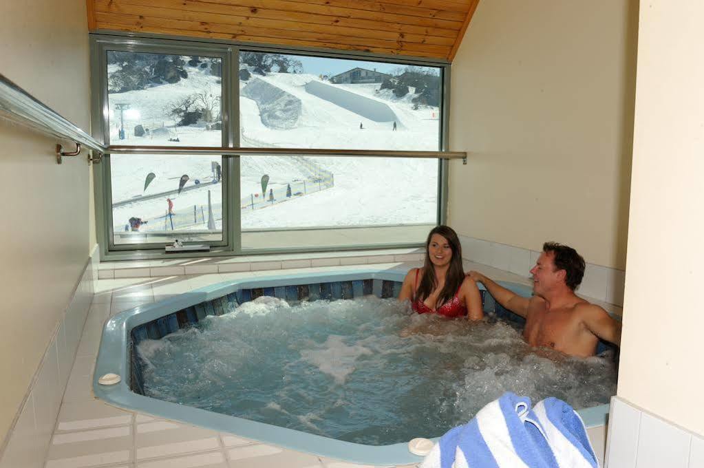 The Perisher Valley Hotel Eksteriør billede